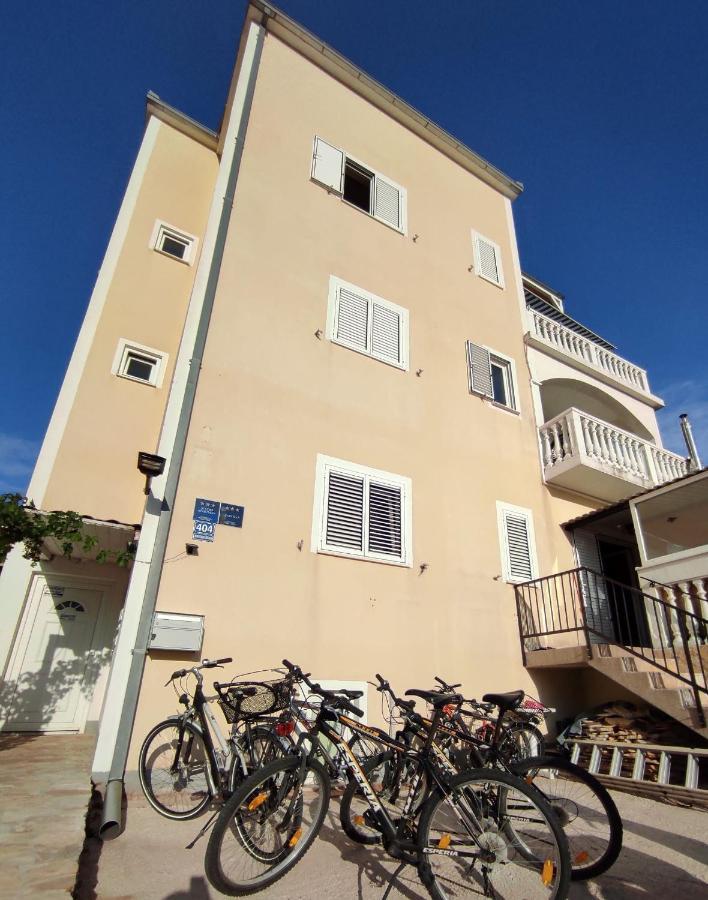 Apartments Barisic Hrvatskih Zrtava 404 Seget Vranjica Trogir Exterior photo